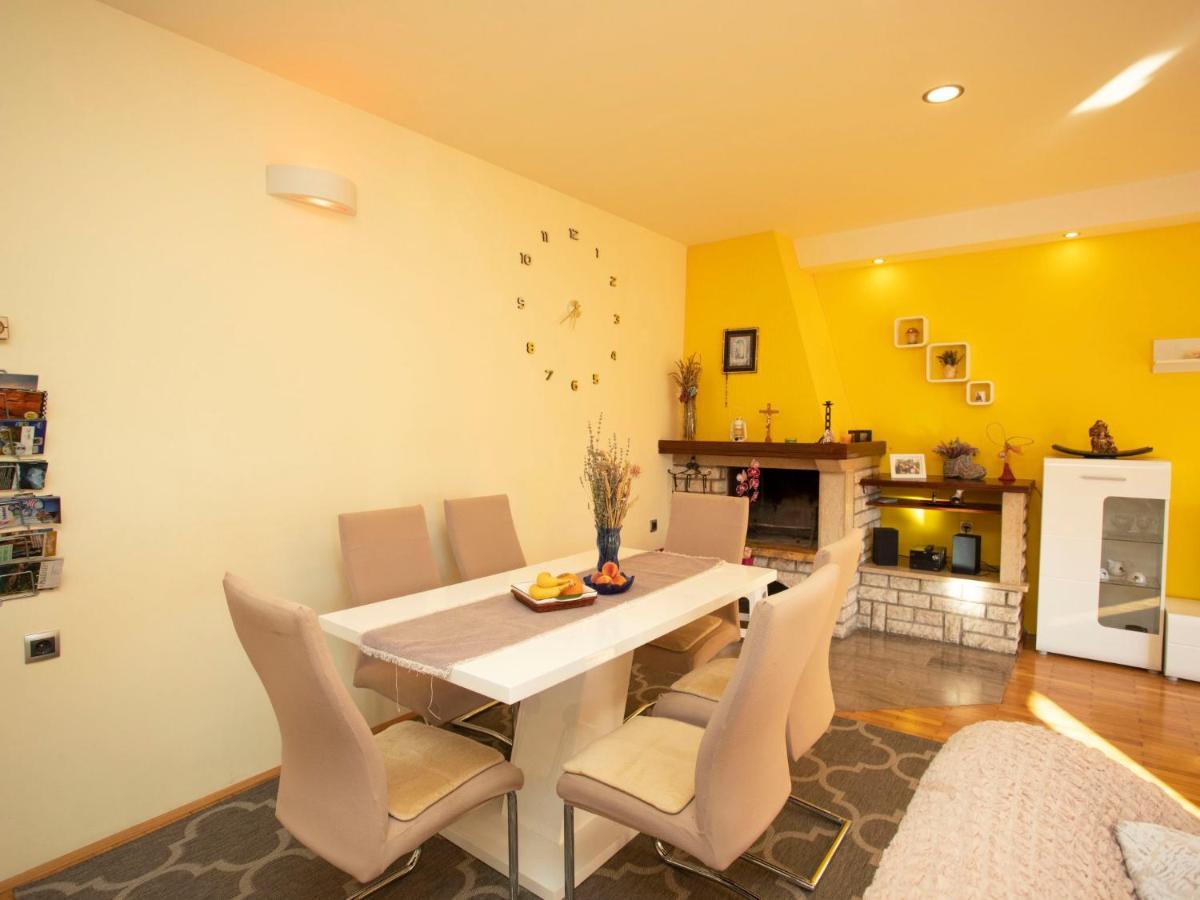 Apartment Olivia By Interhome Pićan Exterior foto